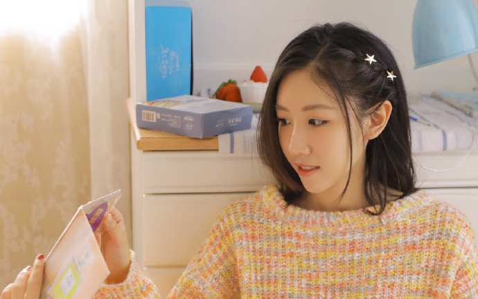 乌鲁木齐：炎炎夏日 街头音乐喷泉吸引民众消暑纳凉